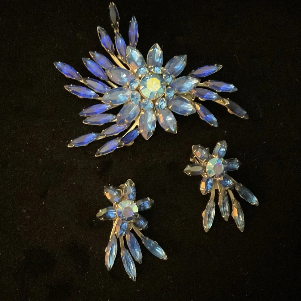 JUDY LEE Rhapsody in Blue Brooch and Earrings
